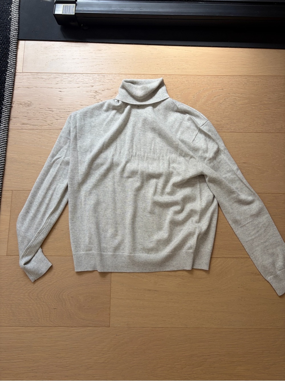 Women’s Cream Grey Turtleneck Sweater - Lightweight Cozy Knit